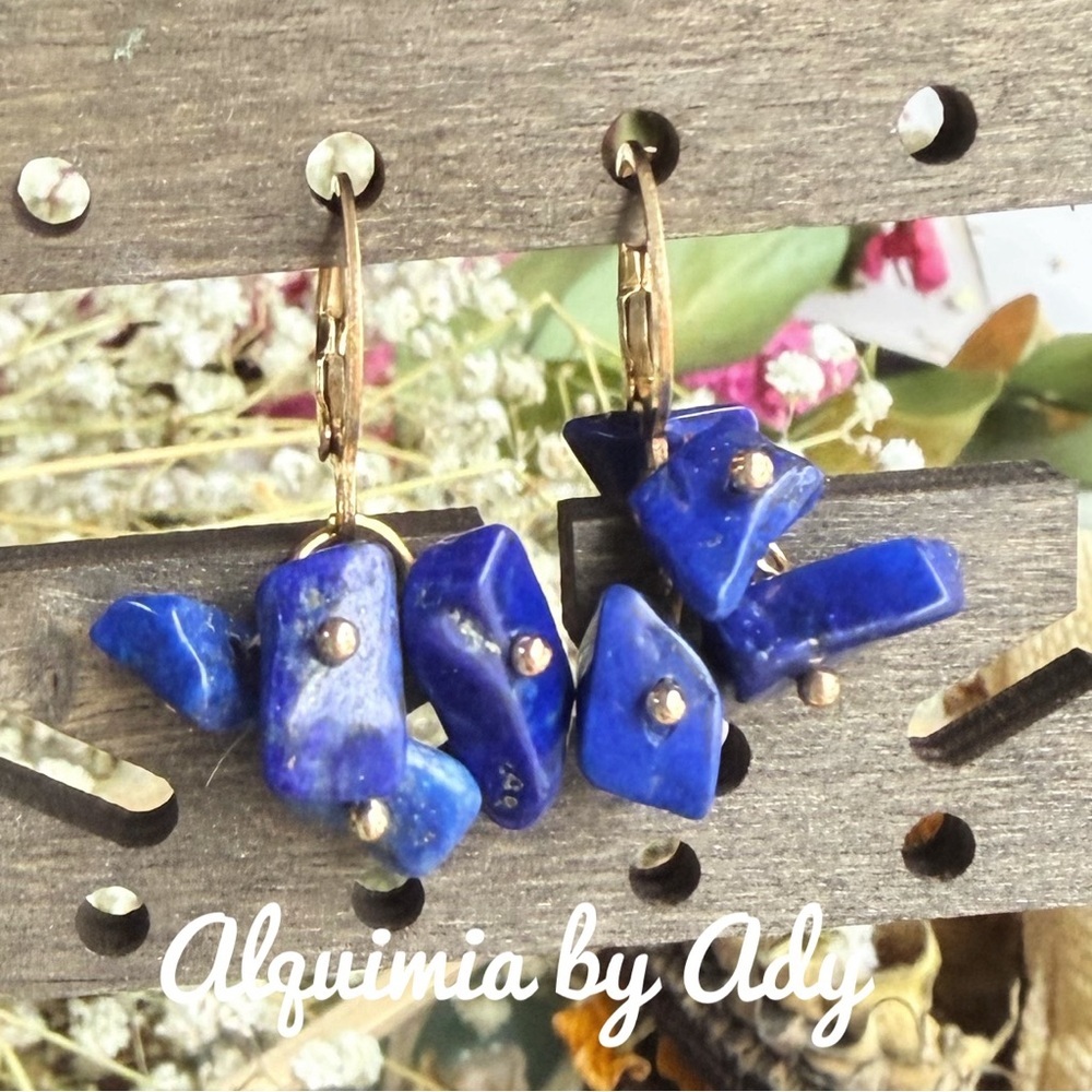Alquimia Blue lapis lazuli cluster and Gold Earrings